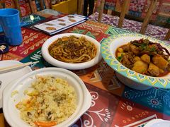 -楼兰古丽新疆菜(钟楼景观店)