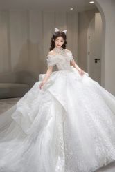 -台湾蔡美月婚纱租赁
