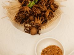 -品海楼·大连海胆锅贴馆(东港店)