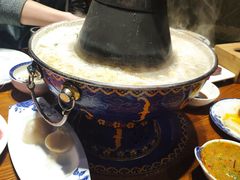乌拉秘制养生汤锅底-凰吉园