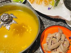 -辉哥火锅(虹桥路店)