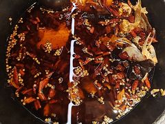 -何师傅美蛙鱼头(汉街店)