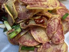 -三锅莊·牦牛肉火锅·香格里拉特色藏餐宴请餐厅(菱角塘路店)