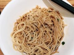 -诚铭记·虾仁汤包·成都小吃(融创店)