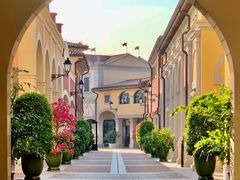 -佛罗伦萨小镇广佛名品奥特莱斯(疏港路店)