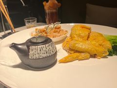 -领鲜天下·焗海鲜·花胶鸡(天目里店)