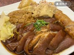 -猪脚洪隆江猪脚饭