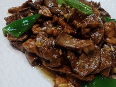 -老周家酱卤猪蹄私房菜(克拉玛依西街店)
