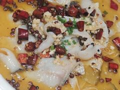 金汤酸菜鱼-聚丰园•湖鲜餐厅(阿红私房菜梅石路店)