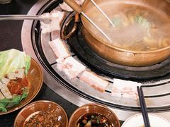 -阿山卓·野生菌火锅·纳西火塘烤肉