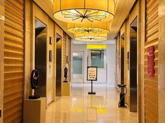 -昆山裕元花园酒店·温莎西餐厅