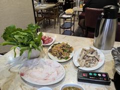 -粤潮牛肉火锅店(江南大道店)