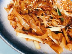干炒牛河-粤域茶餐厅