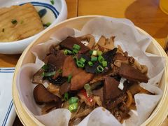 -霸蛮湖南菜·牛肉粉(荣京西街店)