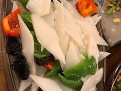 -郑件洋芋饭庄