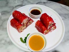 红米脆皮鲜虾肠-蝴蝶里·粤菜·点心(龙湖天街&滨江店)