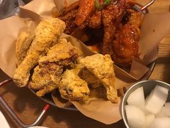 炸鸡翅一半一半-富乐满韩国正宗炸鸡韩国料理(虹泉路店)