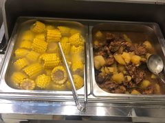 鸡肉炖土豆-梦航彩虹之约自助餐厅(华府天地店)
