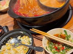 -郑记·古法黑砂锅串串(龙泉店)