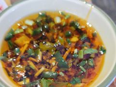 -拈签一笑黄牛肉辣卤串串