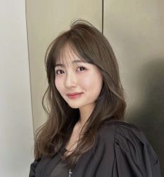 -丝语萱形象