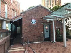 -香港大学