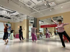 -炫艺舞蹈培训中心(枫尚奥特莱斯店)