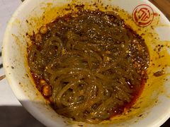 -万记麻辣烫国展总店