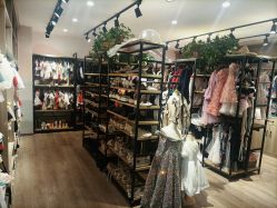 -米兰贝贝·高端儿童摄影旗舰店