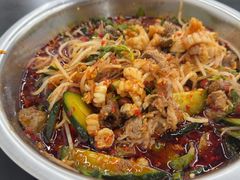 -周良天山牛杂城(天山路总店)