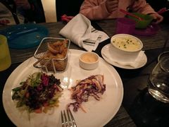 -WOLFGANG PUCK KITCHEN & BAR(迪士尼小镇店)