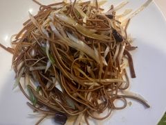 -渔港甄宴·海鲜·地标烟台菜(金沙滩店)