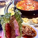 呱呱🐸吃到扶墙出