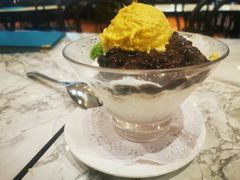 猫山王榴莲红豆煎蕊-关夫人餐厅(阳光广场店)