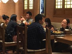 大堂-云海肴·汽锅鸡·云南菜(天山百盛优客店)