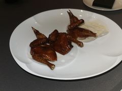 脆皮妙龄鸽-新荣记(建国门外大街店)