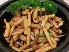 -俏江南(中山路先天下广场店)