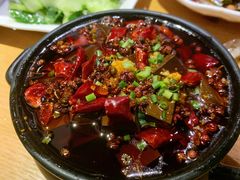 鸭血-游园觅食记夜市·小龙虾大排档