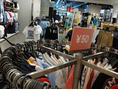 -H&M(华润万象城店)