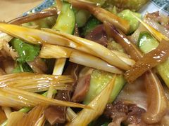 -乡府肉丁水饺(环山路店)