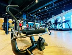 -香港倾城国际·美容美体中心