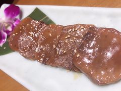 厚切牛舌-魔丼屋(日月光店)