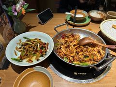 -吃饭皇帝大(长宁龙之梦店)
