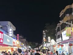-侨港风情街