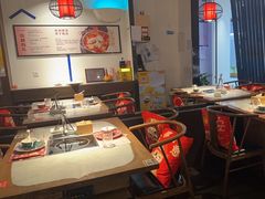 -尚尚仙·酸汤猪手·猪肚鸡火锅(华联万柳购物中心店)