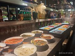 -阪尚皇·原切牛排·烤肉火锅自助(北京路店)