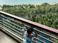 -三亚湾海居铂尔曼度假酒店