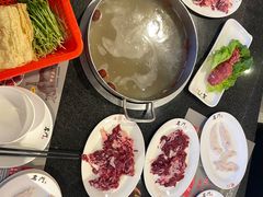-名门潮牛·鲜牛肉海鲜火锅.烧烤自助餐厅(诚丰广场店)