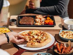 -必胜客(WOW中心城店)