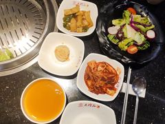 -木槿花韩式炭烤·熟成肉工坊(孙文东路店)